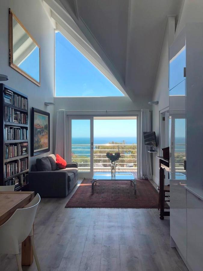 Camps Bay Loft With Stunning Mountain And Ocean Views Apartment Cape Town Luaran gambar